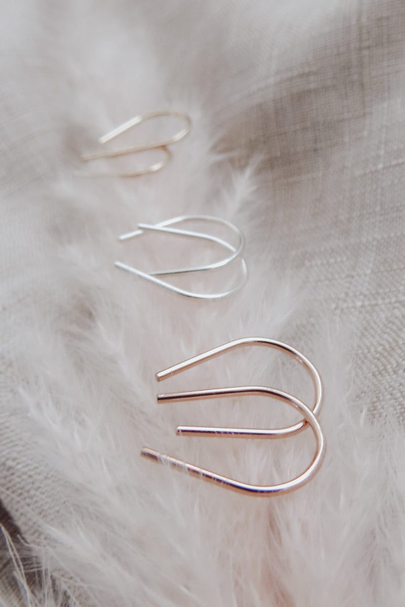Wire Horseshoe Earrings