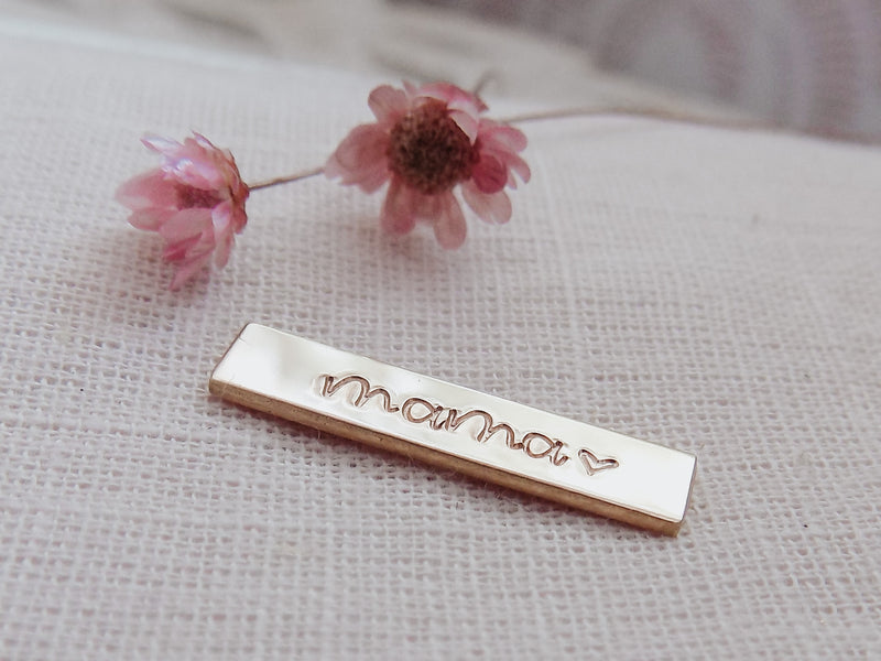 Lara Large Bar Personalized Necklace