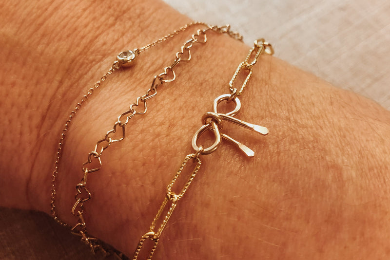 Add-On Dainty Bow – chip + chisel